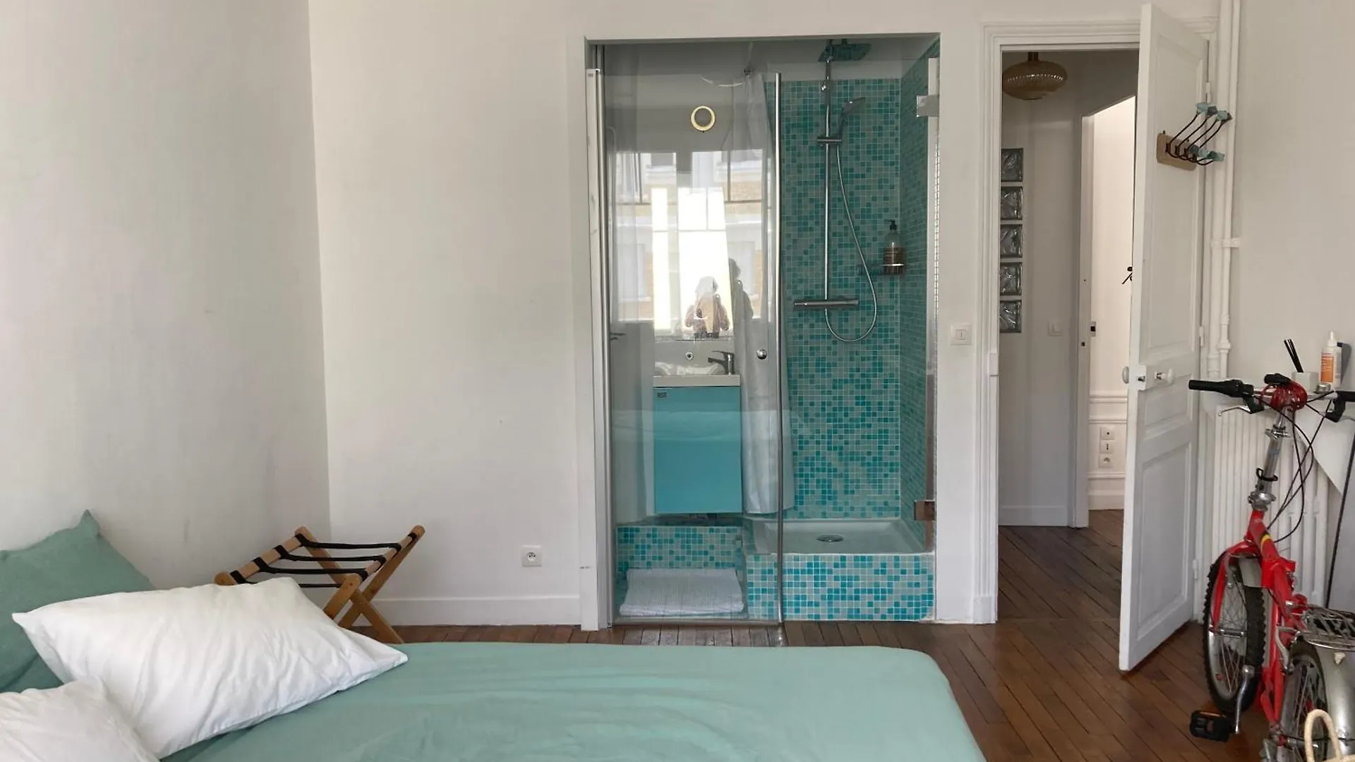 Bel Appartement 96M2 16Eme Paris 0*,  Frankrig